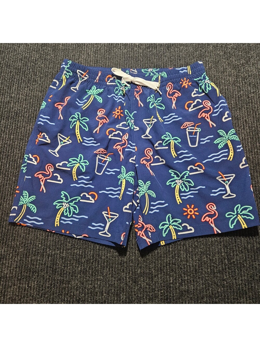 Chubbies Men's Swim Trunks Size XL with Tropical Neon Print